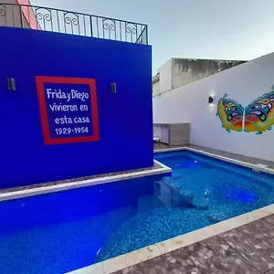 Frida Cozumel
